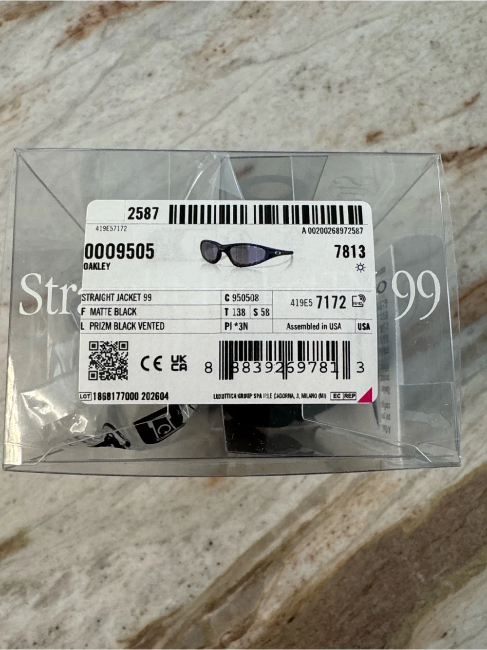 🔥 NWT SATISFY x Oakley Straight Jacket 99 (BLACK) Ready to ship📦